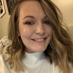 Meet your Posher, Lacy